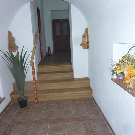 Guest House U Zlatého Jelena Žinkovy Esterno foto